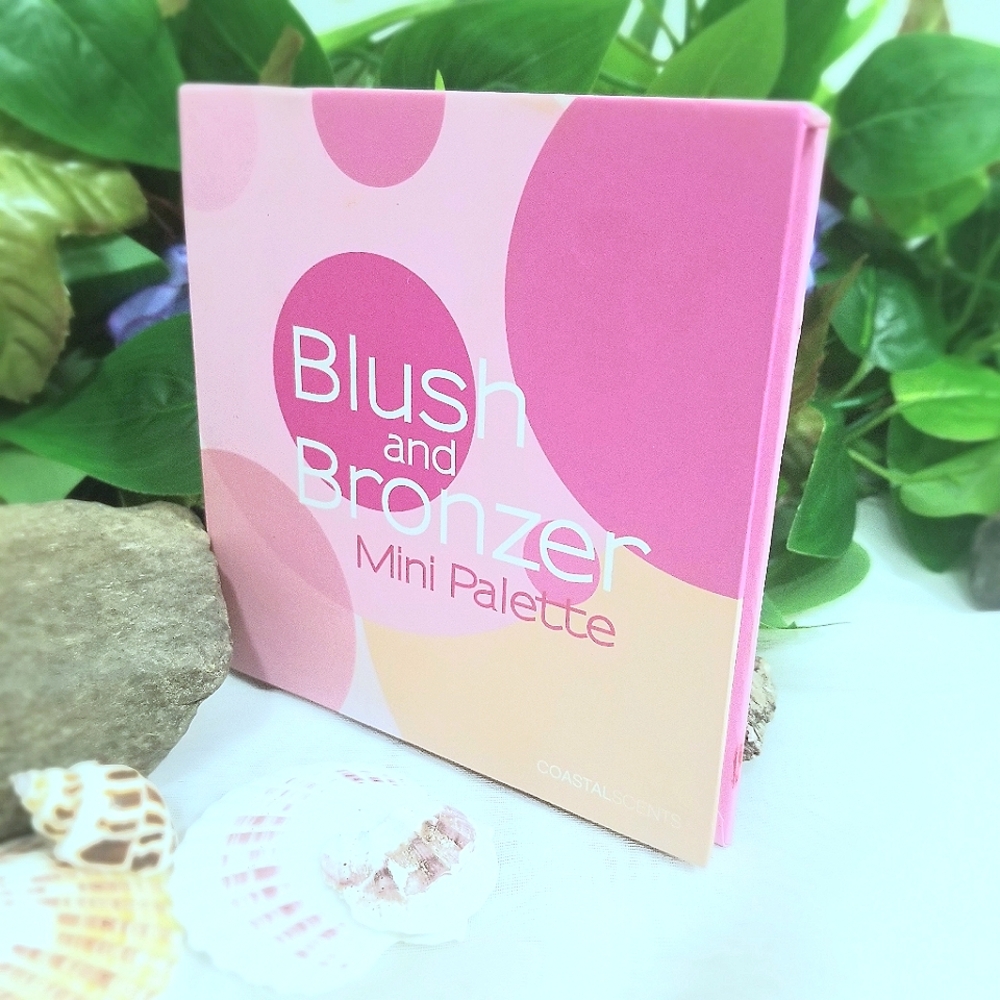 Blush and Bronzer palette Coastal Scents